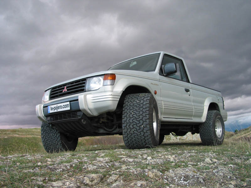 pajeropickup.jpg