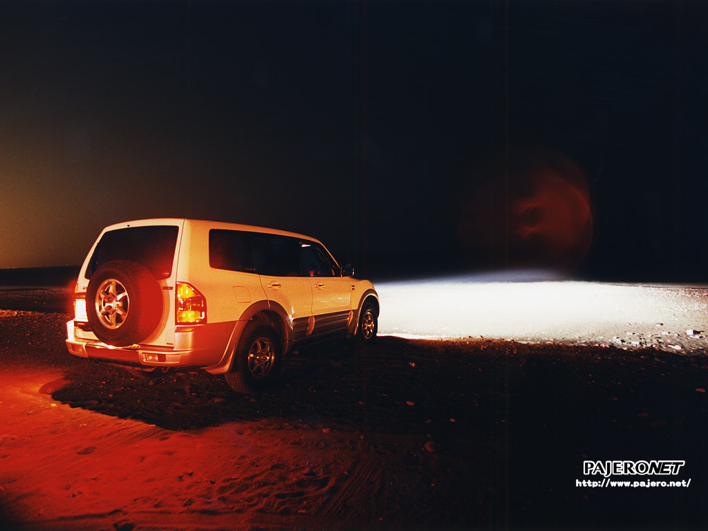 1024newpajero30.jpg