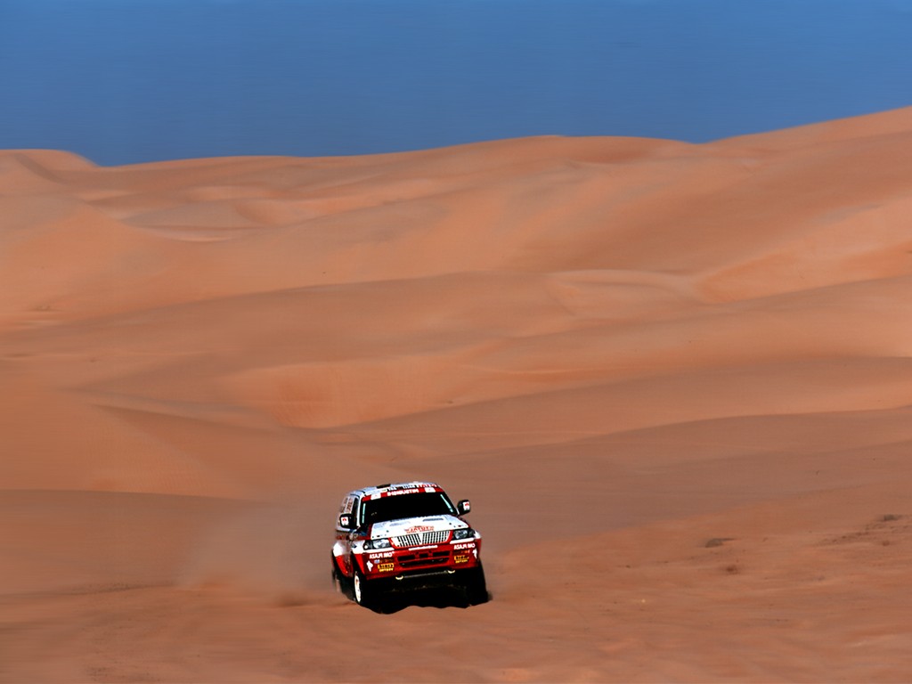 1024pajero01.jpg
